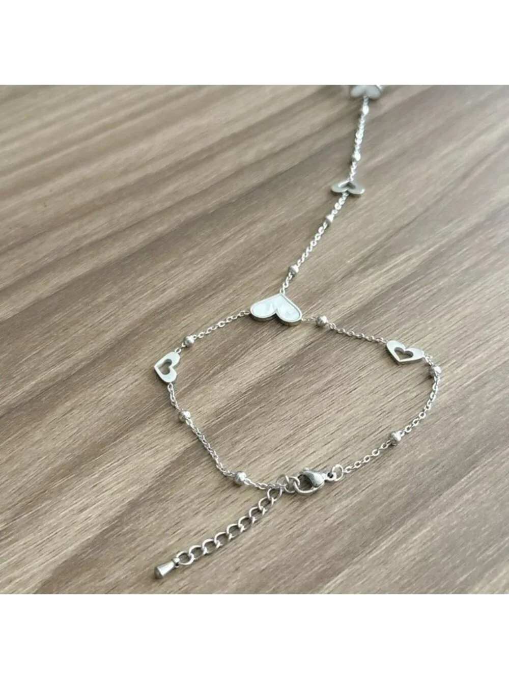 Heart hand chain Q909